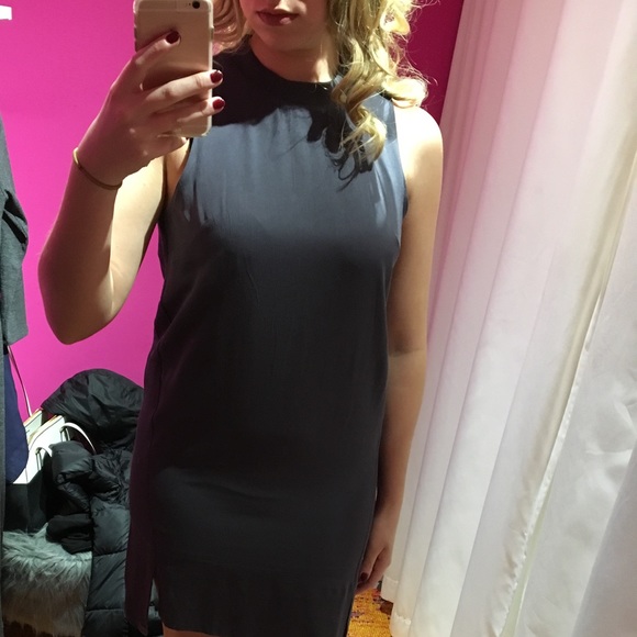 Sleeveless Naked Zebra Dress - Picture 3 of 4